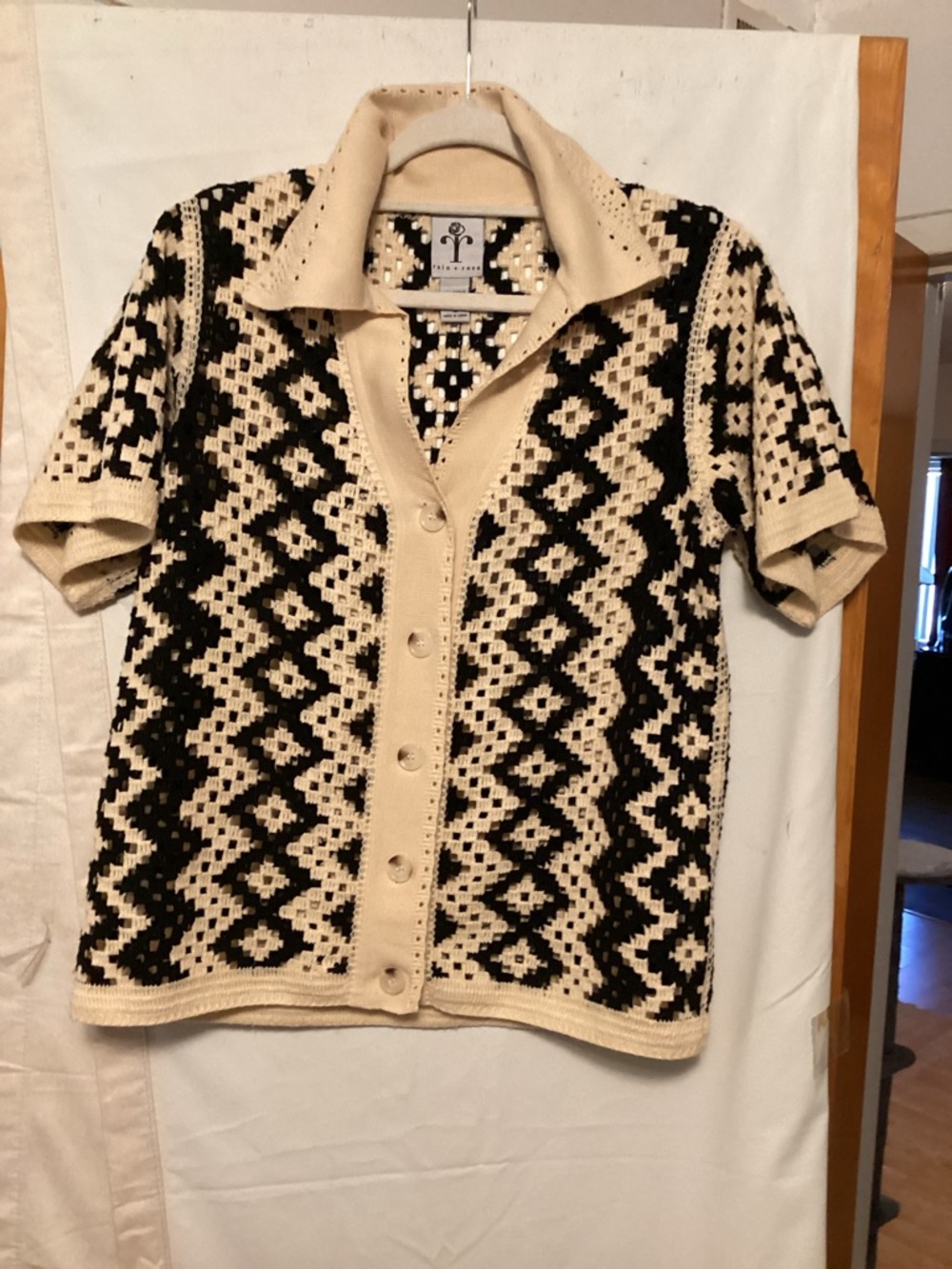 Rain+Rose cottage core ,crocheted, grandma core cropped top SZ M 100% acrylic